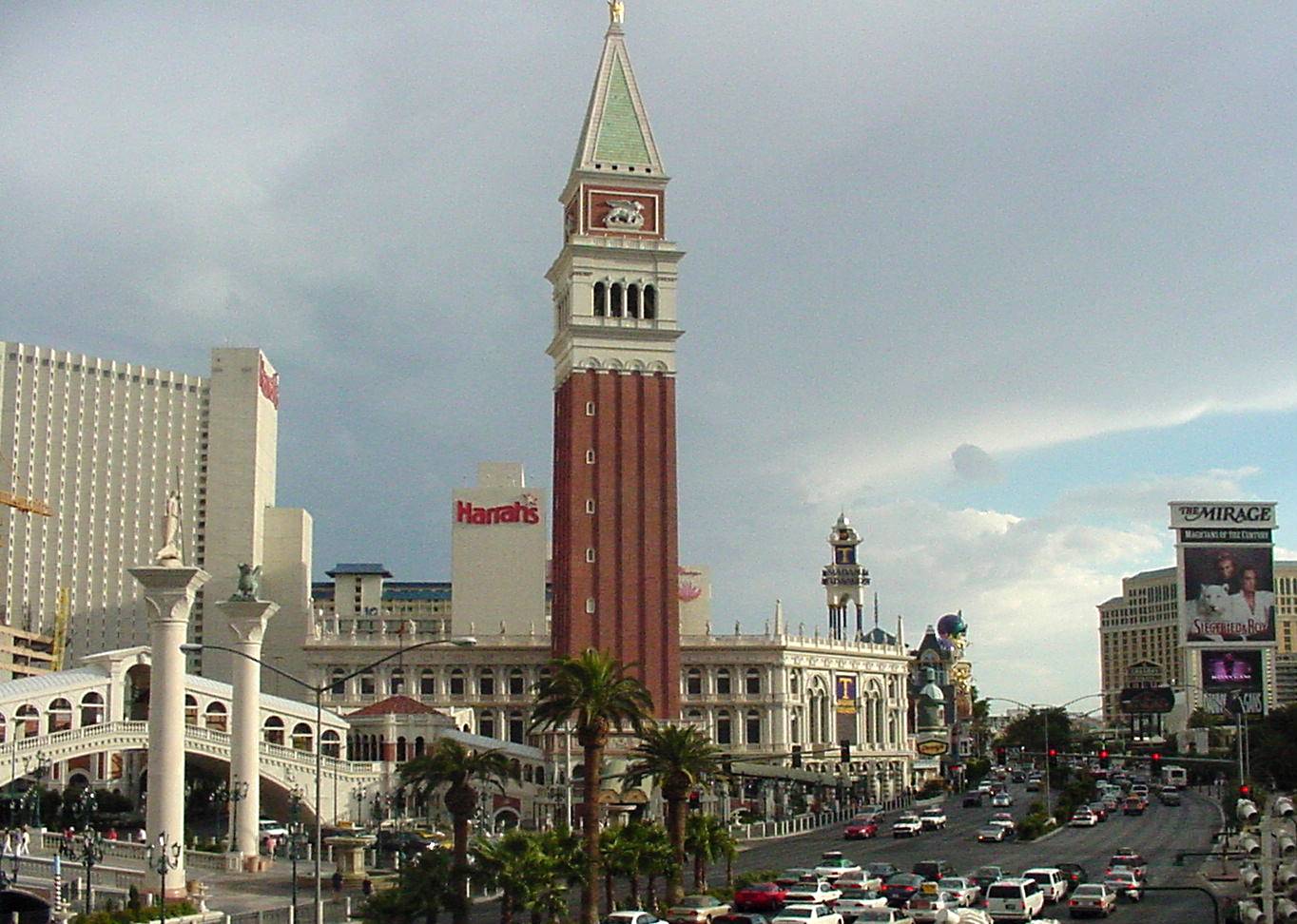 LV.Venetian.building.view.jpg