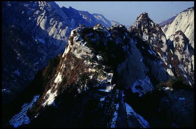 u7/waifium/medium/41207559.huashan.jpg
