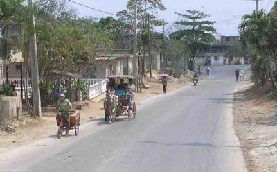 Holguin Street Scene