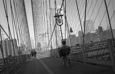 Brooklyn Bridge, Biker