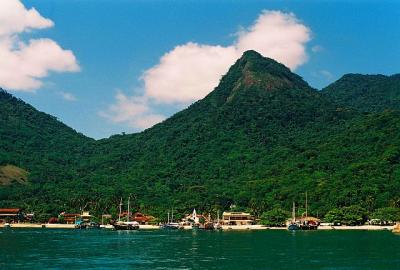 Ilha Grande em cores vivas