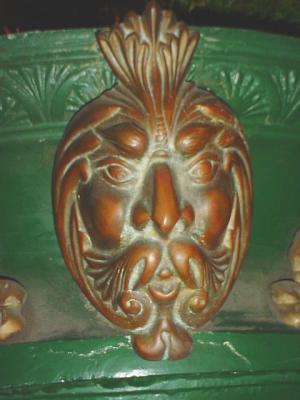XmasUrnFaceDetail.jpg