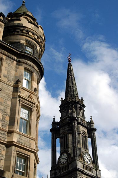 Tron Kirk, High Street