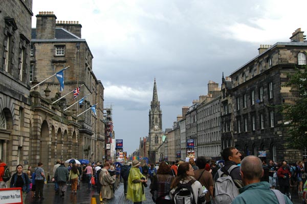 High Street from the City Chambers to Tron Kirk