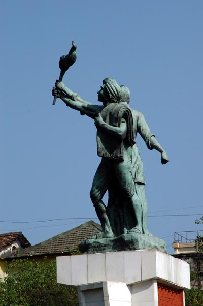 Monument on Mahatma Ghandi (MG) Rd