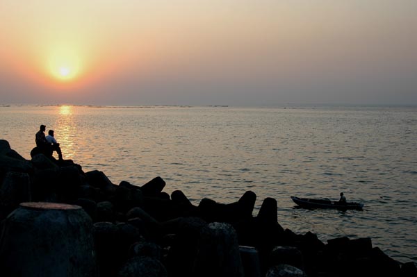 Sunset over the Arabian Sea at Nariman Point, Mumbai