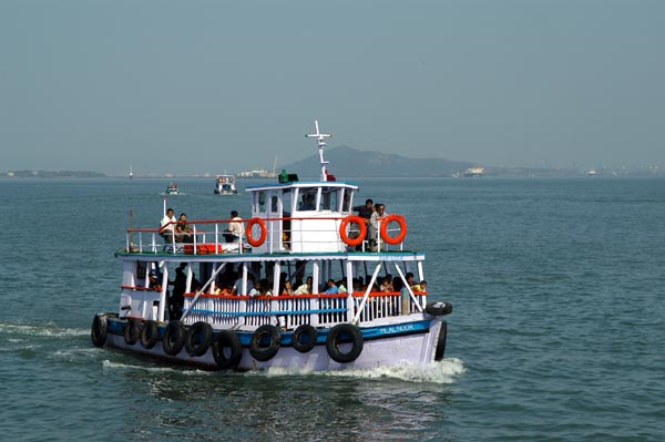 A returning tour boat