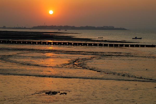 Sunset from the pier at Elephanta