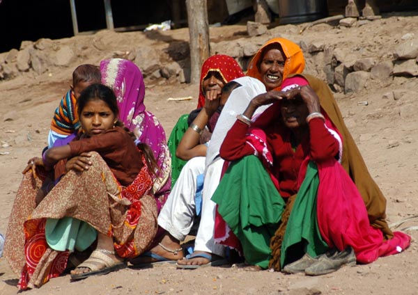 Colorful women at the Ganesh Temple, Ranthambhore Fort