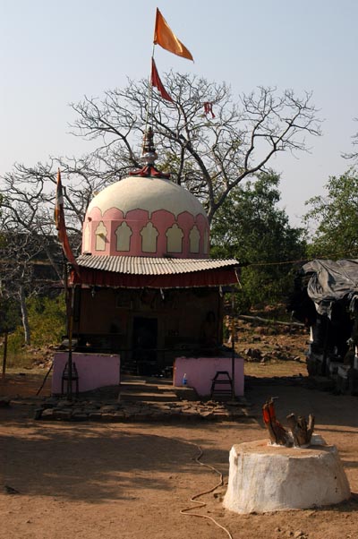 The small temple where they brought me