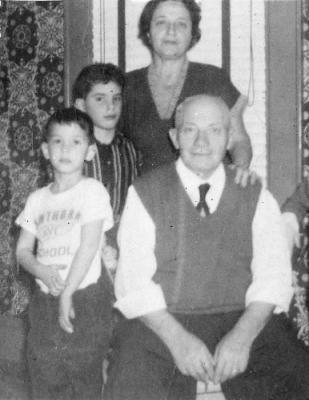 Dan, Joel, Grandma & Grandpa