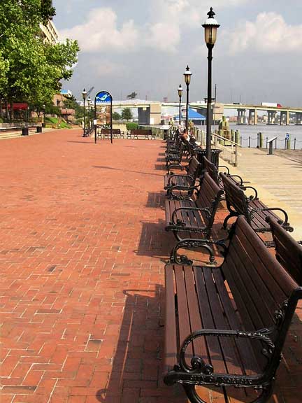 TOWN POINT PARK