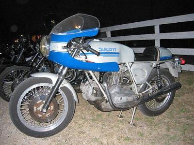 Ducati 900SS