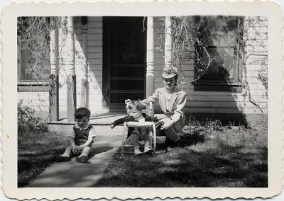 Mom with Jim and Bob, 1942 (196)
