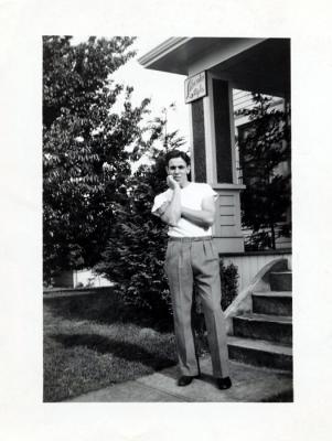 In front of appartment in Spokane, 1939 (595)