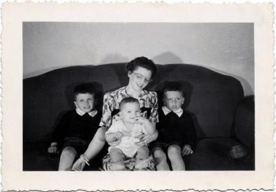 Mom with Jim, Bob and Richard, 1945 (410)