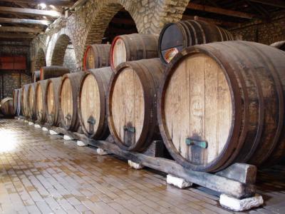 Early 20th century wine, ferment for younger wine