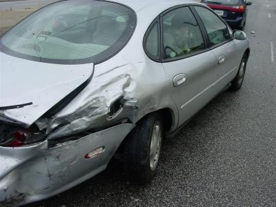 Friday afternoon car wreck in Nashville