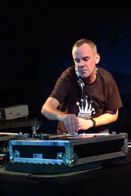 FATBOY SLIM-200.jpg