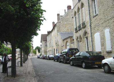 Crpy-en-Valois, a medieval town