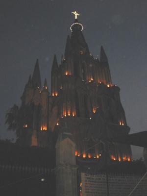 La Parroquia (parish church) at night