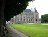 Chateau de Sceaux also houses the