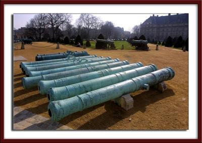 18th century bronze cannons