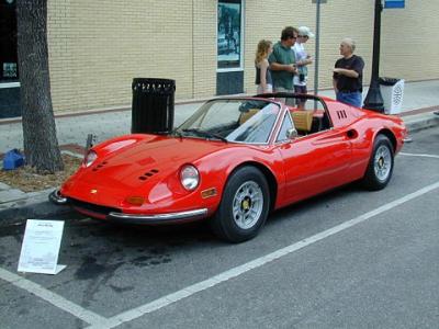 74 246 Dino Ferrari