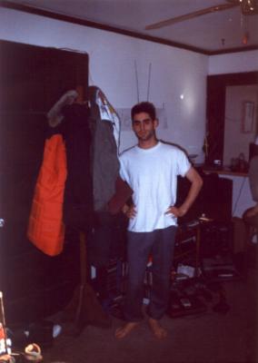 u8/gero/medium/27522.dan_with_coat_tree.jpg