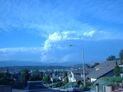 Smoke and Pyro-cumulus from big Fire