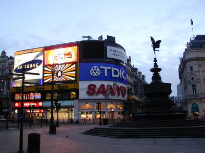 Piccadilly Circus - March 18, 2002