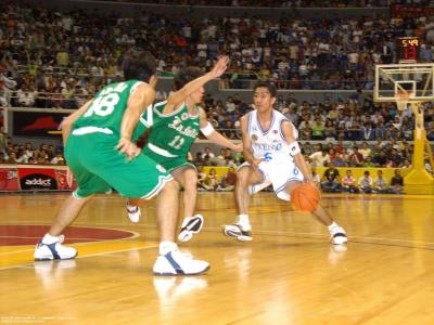 UAAP67R2 Ateneo-La Salle 02.jpg