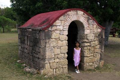 Molly at old Guardhouse at Whim Plantation Museum (15306)