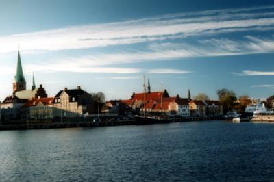 u8/lcarlsen/medium/37442933.eDAN100212_Elsinore.jpg