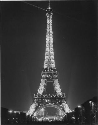 Eiffel by Hannah.jpg