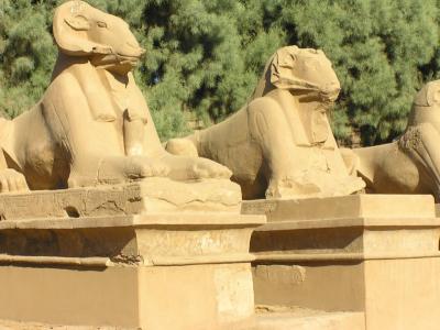 Karnak Entrance.jpg