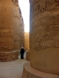 Humans are small in Karnak