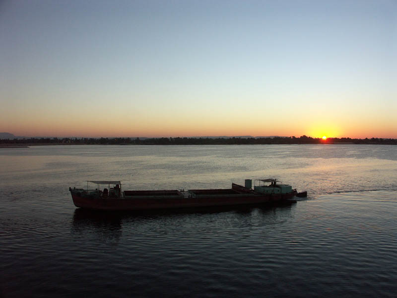 Heading for the Esna lock