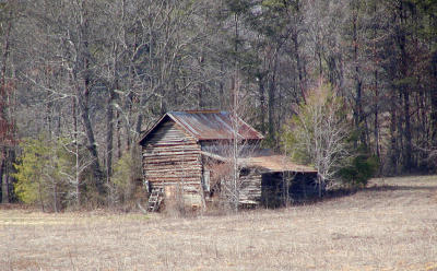 Old barn near Pilot Mountain