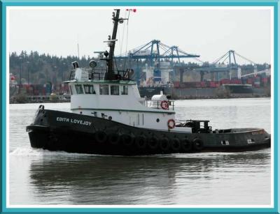 Tugboat  on Fraser River.