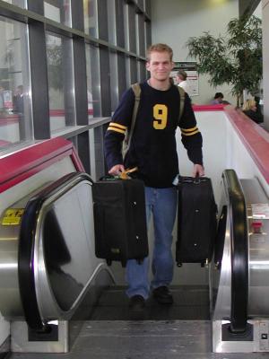 Tim arrives at Raleigh-Durham International Airport  03/10/2002