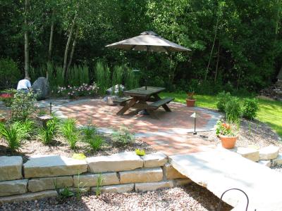 smaller outcropping wall