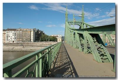 Szabadsag Bridge