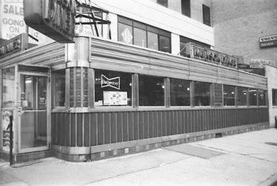 02/2001 Munson Diner