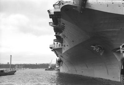 02/2001 USS Intrepide