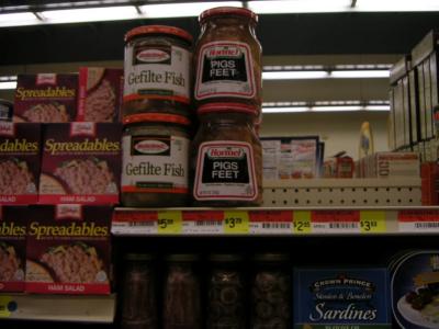 u8/richk/medium/32885269.PICT0113culturemeldingattheIGAgefiltefishandpigsfeetsidebyside.jpg