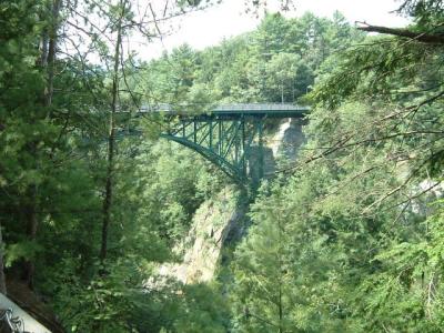 Bridge over Queche gorge
