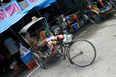 u8/schenal/medium/32884283.Chiang_mai_tuktuk02.jpg