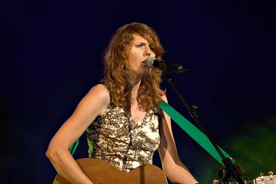 09Juliet Turner 2web.jpg