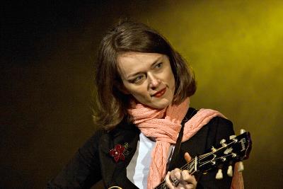 30Laura Cantrell 6web.jpg